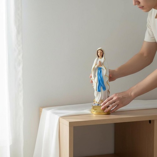 Betende heiligenfigur harz - heiligenfigur,