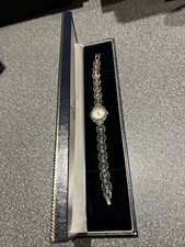 Seltene Brooks und Bentley