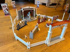 Schleich 42338 Reitturnier mit Pferde Spielfiguren