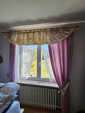 Vorhang mit Querbehang