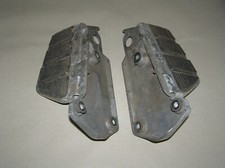 Yamaha XVZ 13T  Sozius Trittbretter mit Halteplatte Rear floorboards +bracket