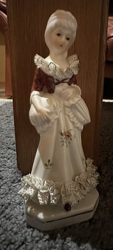 Retro barocke porzellanfigur - barocke,