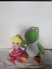 Nintendo Super Mario Plüsch Set –Prinzessin Peach (2024) & Yoshi (2010) Konvolut