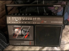 GRUNDIG 235, schicker Radiorecorder im Kleinformat, mit 100% Funktion!