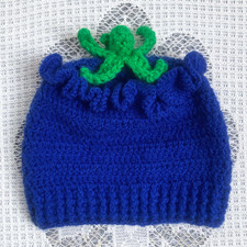 SCHÖNE BLAUBEERE Handarbeit 12-18 Monate gehäkelt Baby Beanie Mütze