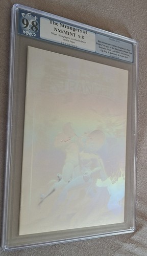 The strangers full hologram - #1,