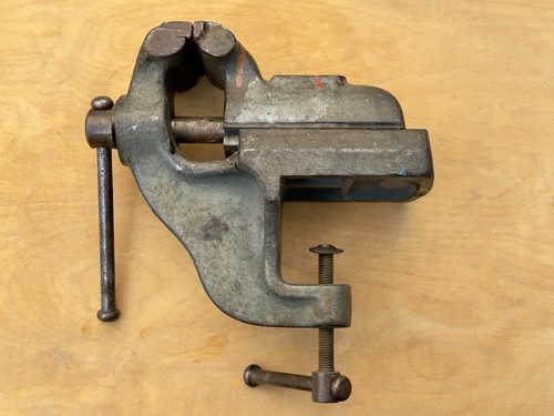 Vintage uhrmacher schraubstock - vintage,