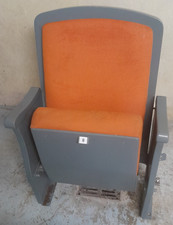 Kinosessel orange gepolstert