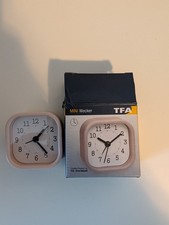 TFA Mini Wecker 60.1035.16 – ungetestet, Rückwand fehlt, Bastler/Ersatzteil