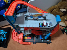 Hot Wheels Ultimate Hai Park