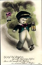 Ak Junge mit Handlaterne, Straße, Mädchen wartet hinter einem Strauch - 3517369