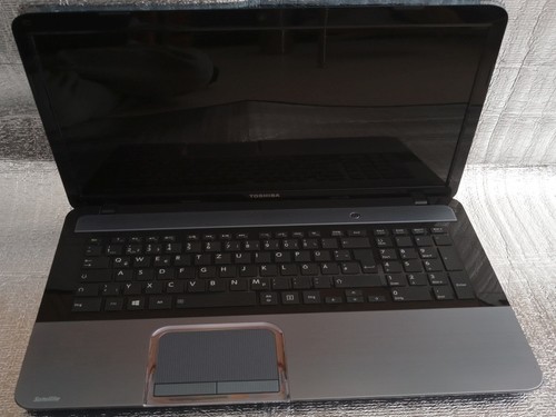 Laptop 17z toshiba - laptop, 17z/toshiba