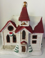 Weihnachtskirche 14,5 x 10 x 15 cm