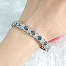 Echter Natürlicher grau