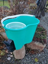 Wischeimer mit Presse