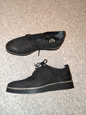 schwarze Schuhe Typ Budapester Größe 37 von Bama