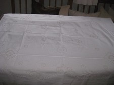 Tischdecke Handarbeit weiß Leinen durchbrochen und gestickt