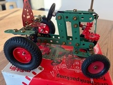 Märklin 1030 Metallbaukasten Geschenkpackung Traktor