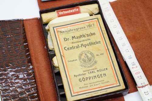 Antikes reise apotheken set - antikes, reise-apotheken-set