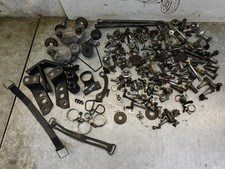 Kawasaki ZX-10 ZX10 ZXT00B Tomcat Schraubensatz Schrauben Schelle Muttern Halter