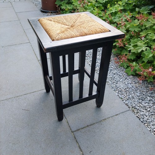 Antiker hocker schwarz - antiker,
