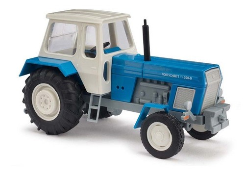 Busch 42842 traktor - busch, h0