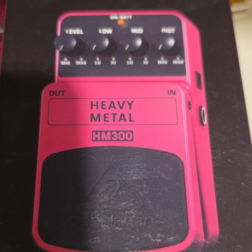 Behringer heavy metal hm300 - heavy,