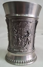 1 Zinnbecher - SK-Design - 95 % Zinn - Mittelalter Motive - Top Zustand!!!