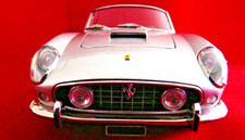 CMC Ferrari 250 California 1:18 SWB 1960 silber M-093  Limited Edition # (577)