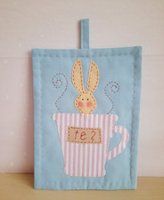 Topflappen, hellblau, Hase