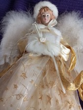 Wunderschöner romantischer Engel mit Farbspiel, schneeweiße Federflügel, vintage