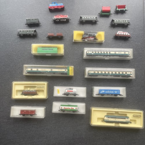 Minitrix waggons konvolut - waggons,