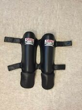 YOKKAO Basic Schienbeinschoner Größe XL für Kickboxen und Muay Thai