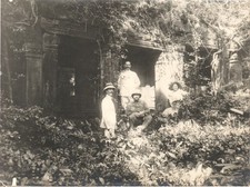 Angkor Kolonialverwalter vor
