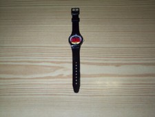 Armbaduhr mit Sekundenzeiger -- Zifferblatt deutschlandfarben -- NEU