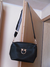 Umhängetasche Crossbody Bag Partytasche schwarz Tragegurt m. Aztek Muster Biene