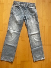 Weekday Arrow Low Straight