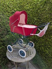 Vintage Puppenwagen  Zekiwa weinrot mit Matratze, Kissen, Decke, 80er Jahre