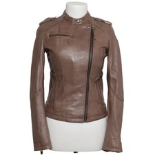 Gharani Strok, Lederjacke