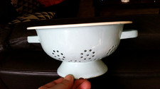 Vintage Emaille Haushalts Sieb Nudelsieb Seiher  mintfarben sehr gut 24,5cm