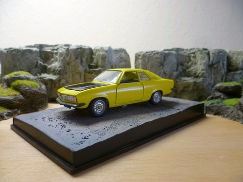 Modellauto opel manta - a,