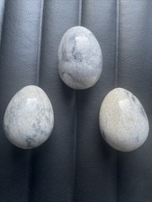 Osterdekoration: 3 Marmor Eier