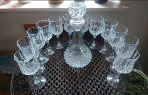Weinset karaffe mit 12 - weinset:,