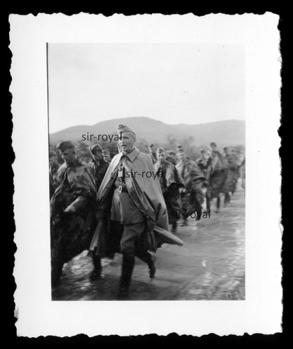 Wehrmacht soldiers with tent - soldiers,