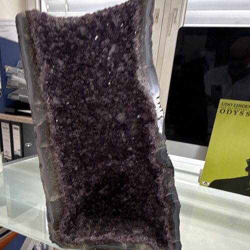Amethyst druse geode mit - amethyst-druse/geode,
