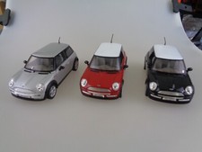 3 Welly Mini Cooper 1:24 Rot Schwarz Silber (7667)