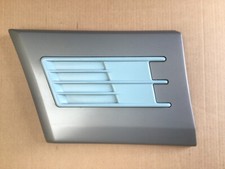 Saccobrett Lufteinlass Vorderkotflügel links Mercedes W124 "Rarität"  1246908140