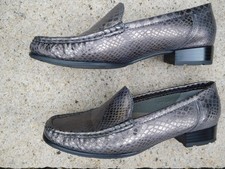 Jenny Slipper Gr.38 / 5, Echtleder, Mokassins, neuwertig, bronze. Spendenaktion!