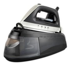 PETRA® Dampfbügelstation 1,2l, 2400W Keramikbügelsohle Anti-Kalk #1113797