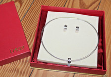 Schmuck Ohrringe und Anhänger